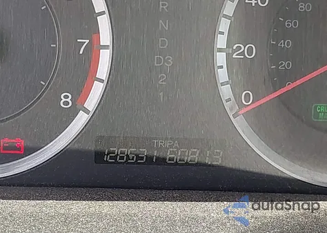 2008 Honda Accord 2.4 Lx z USA, uszkodzony, nr VIN 1HGCP26318A155394